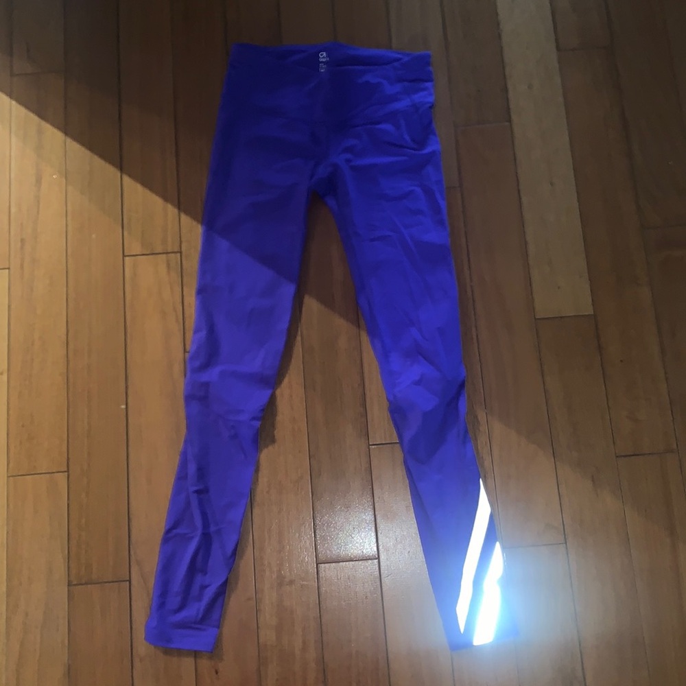 Gap fit leggings